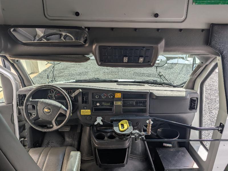 Chevrolet Express G4500 2014