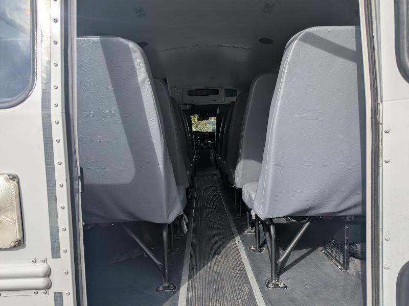 Chevrolet Express G4500 2014