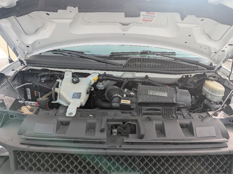 Chevrolet Express G4500 2014