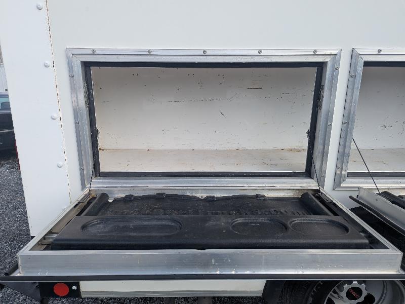 GMC Savana G3500 159 in. 2022