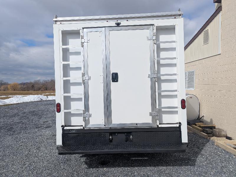 GMC Savana G3500 159 in. 2022