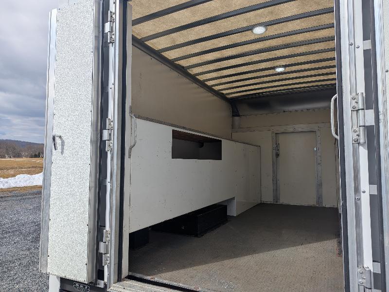 GMC Savana G3500 159 in. 2022