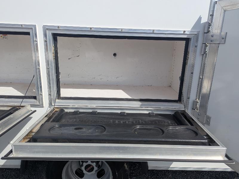 GMC Savana G3500 159 in. 2022