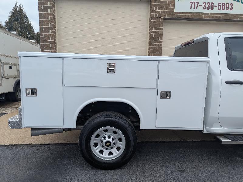 Chevrolet Silverado 3500HD Work Truck Crew Cab Long Box 4WD 2023