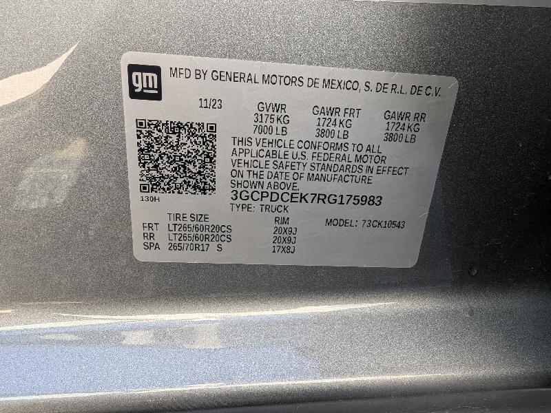 Chevrolet Silverado 1500 Trail Boss Custom Crew Cab 4WD 2024