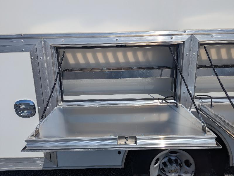 Chevrolet Express G3500 139" 2025