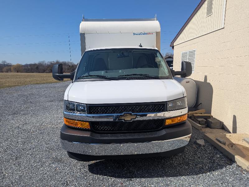 Chevrolet Express G3500 139" 2025
