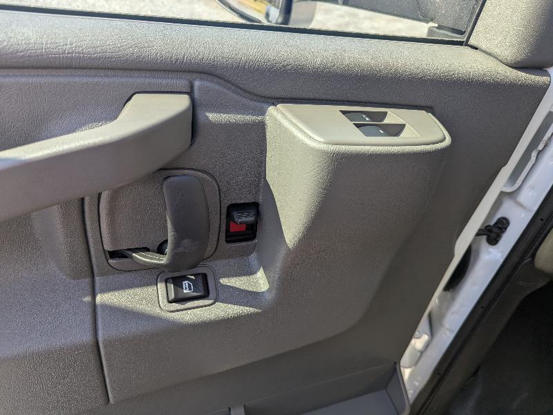 Chevrolet Express G3500 139" 2025