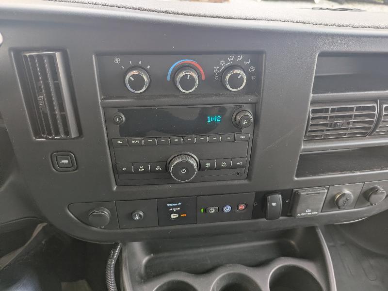 Chevrolet Express G4500 159" 2023