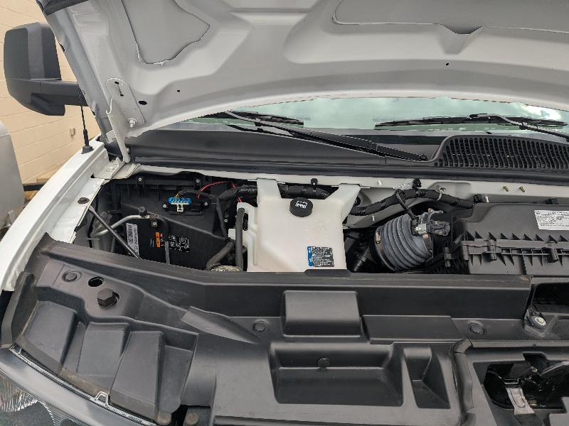 Chevrolet Express G4500 159" 2023