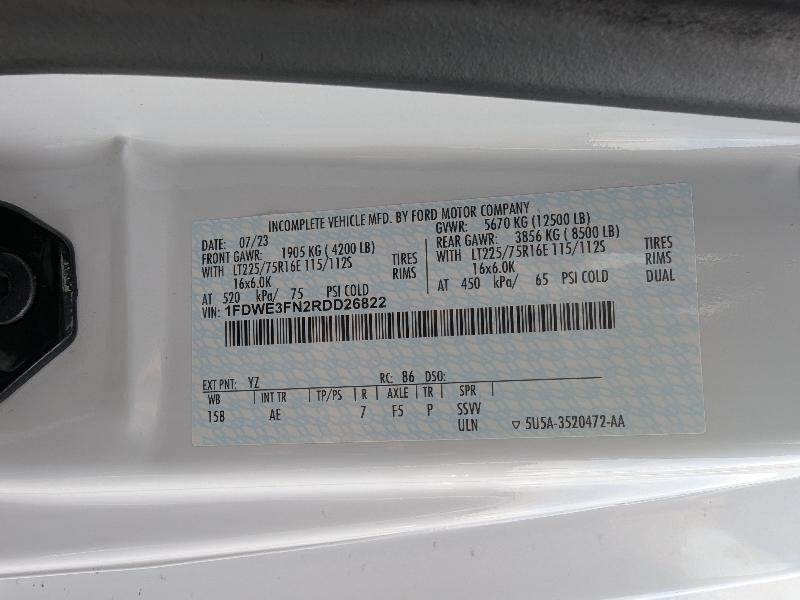 Ford Econoline E-350 Super Duty 2024