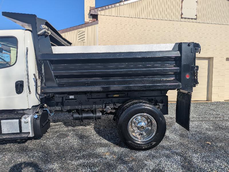 Freightliner M2 106 Medium Duty  2020