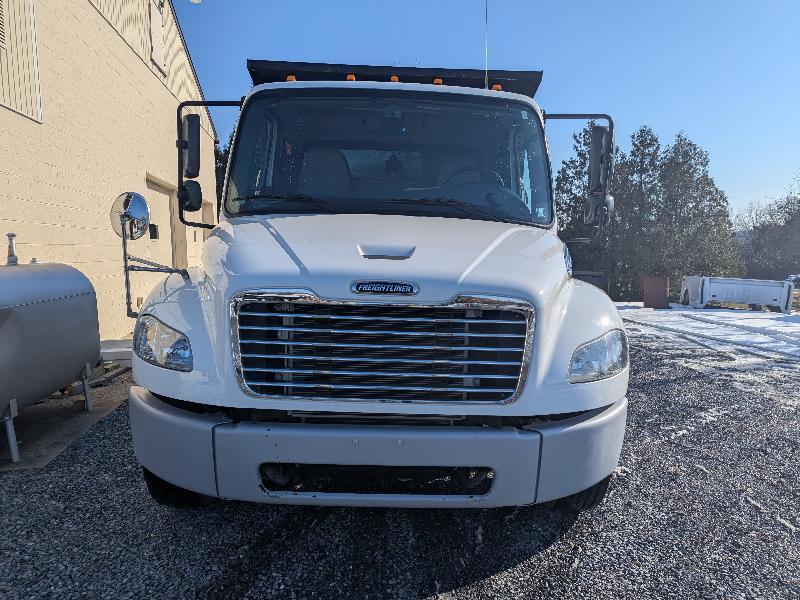 Freightliner M2 106 Medium Duty  2020