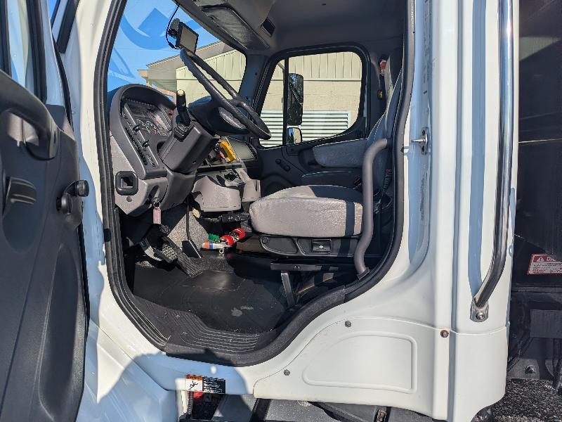 Freightliner M2 106 Medium Duty  2020