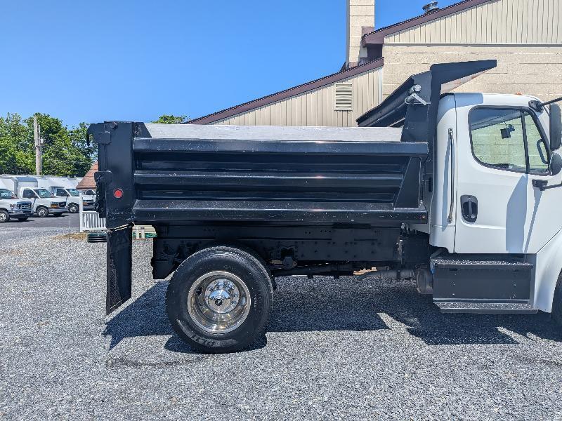 Freightliner M2 106 Medium Duty  2020