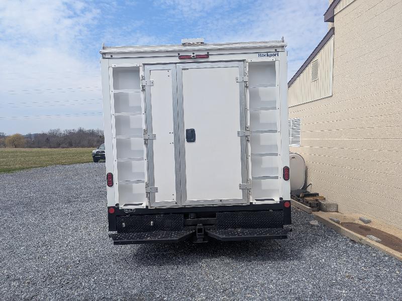 Ford Econoline E-450 2025