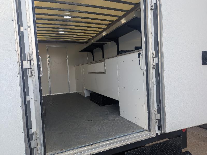 Ford Econoline E-450 2025