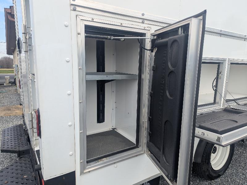 Ford Econoline E-450 2025