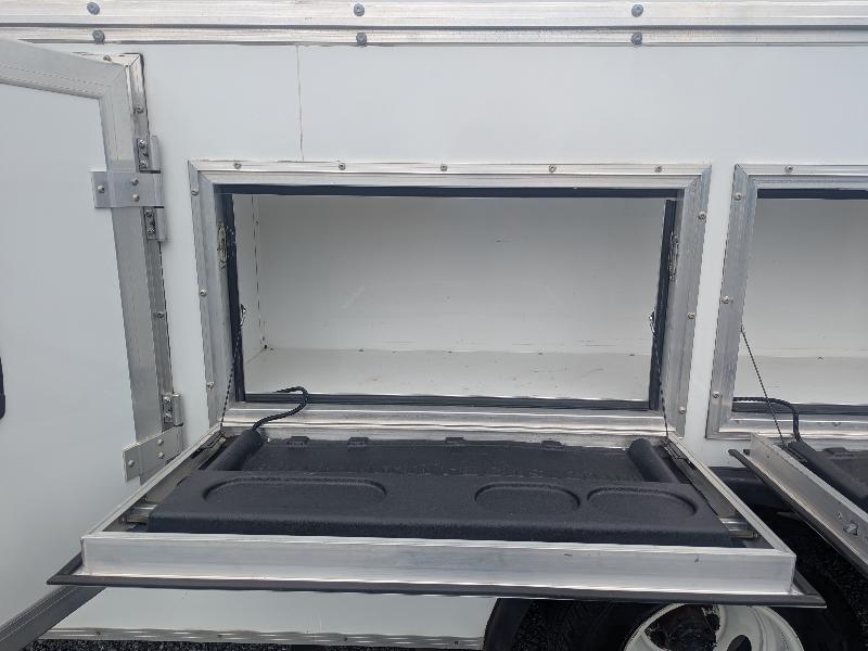 Ford Econoline E-450 2025