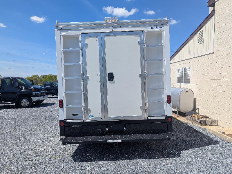 Ford Econoline E-450 2025