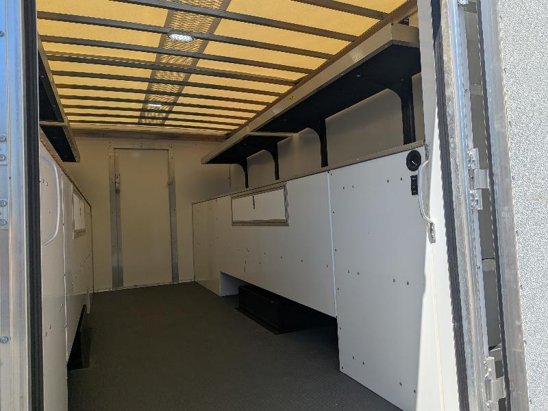 Ford Econoline E-450 2025