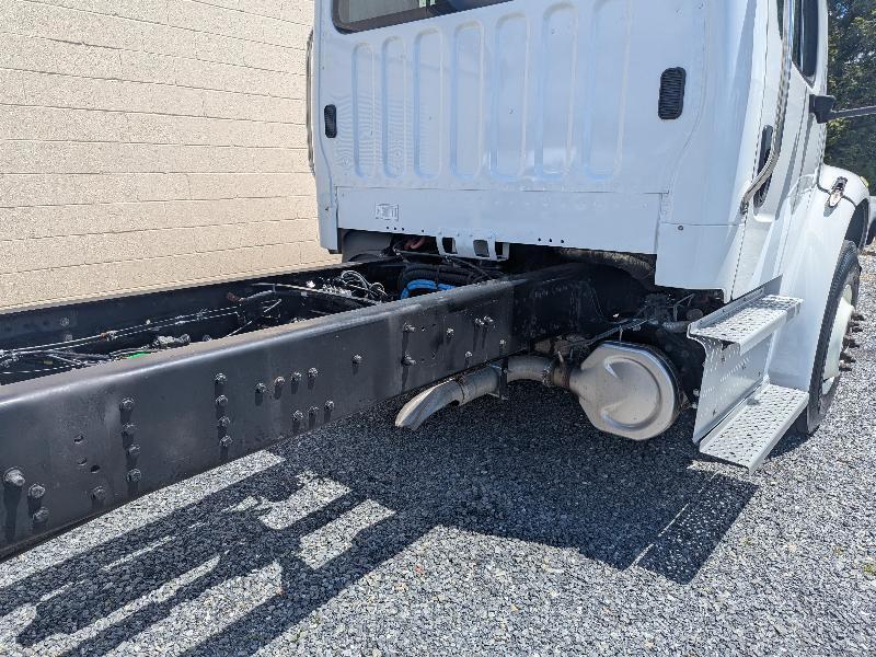 Freightliner M2 106 Medium Duty - 2020
