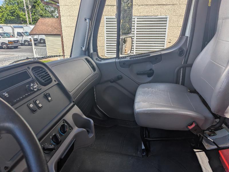 Freightliner M2 106 Medium Duty - 2020