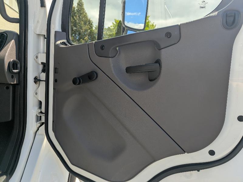 Freightliner M2 106 Medium Duty - 2020