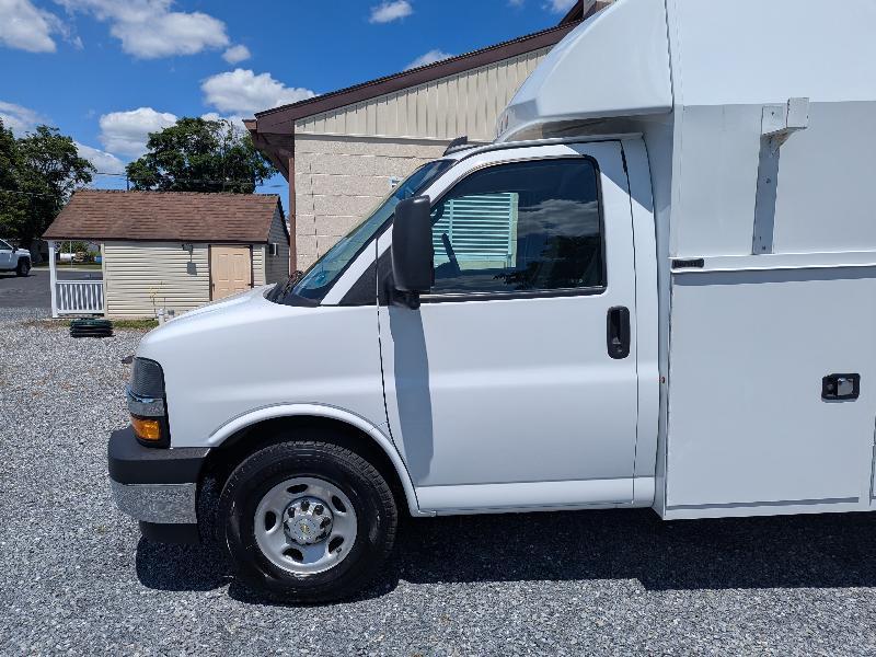 Chevrolet Express G3500 139" 2023