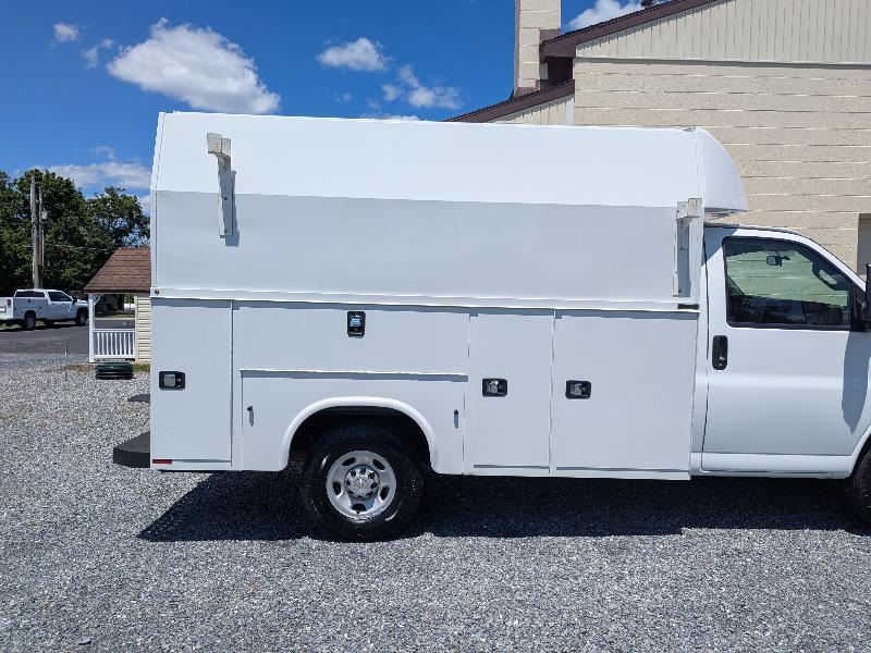 Chevrolet Express G3500 139" 2023
