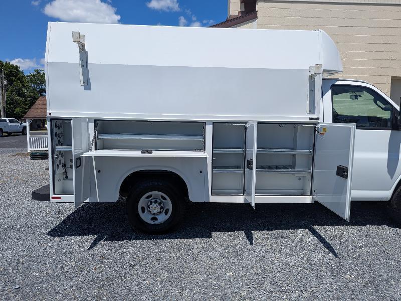 Chevrolet Express G3500 139" 2023