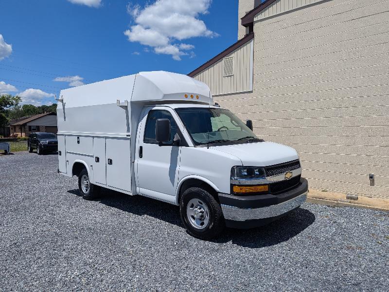 Chevrolet Express G3500 139" 2023