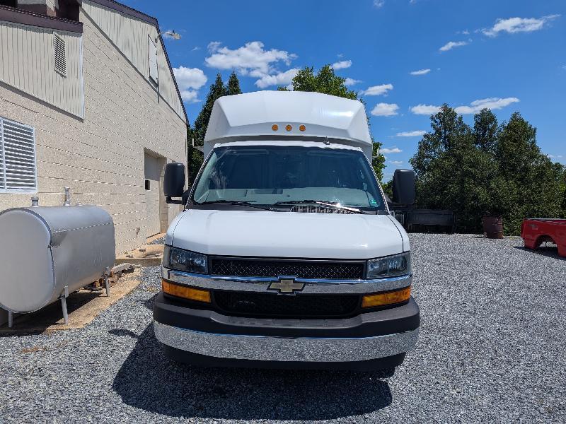 Chevrolet Express G3500 139" 2023