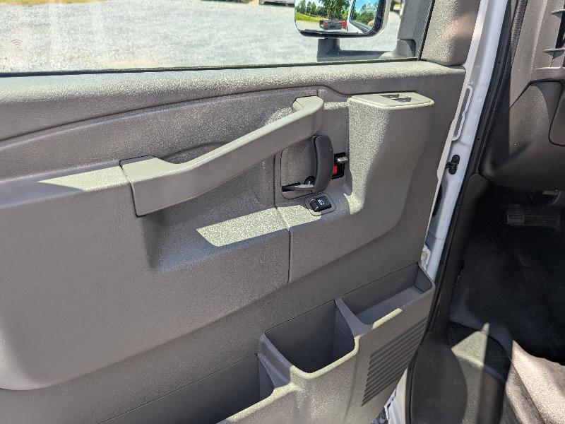 Chevrolet Express G3500 139" 2023