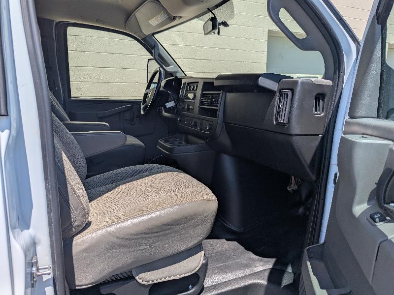 Chevrolet Express G3500 139" 2023