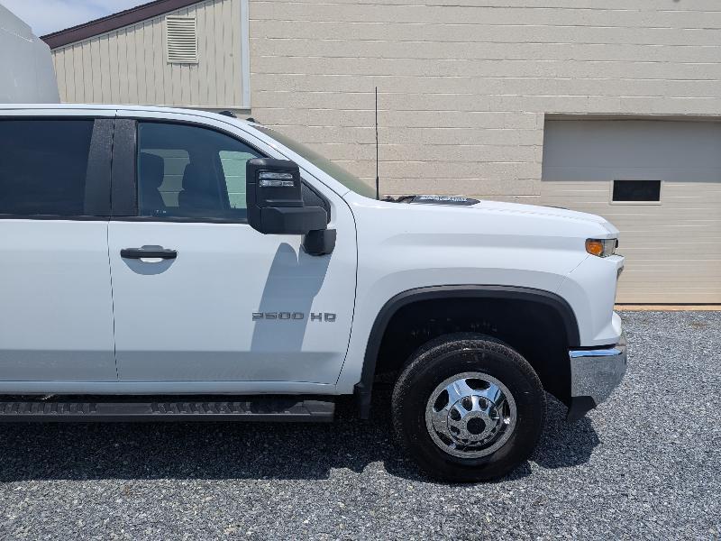 Chevrolet Silverado 3500HD Work Truck Crew Cab Long Box 4WD 2025