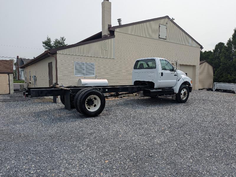 Ford F-750 Regular Cab 2WD DRW 2007