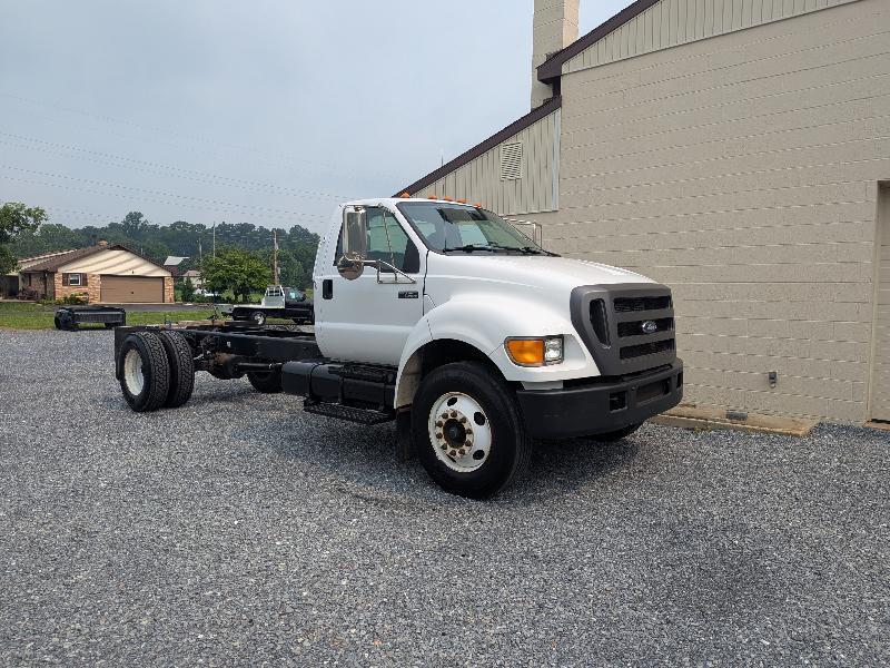 Ford F-750 Regular Cab 2WD DRW 2007