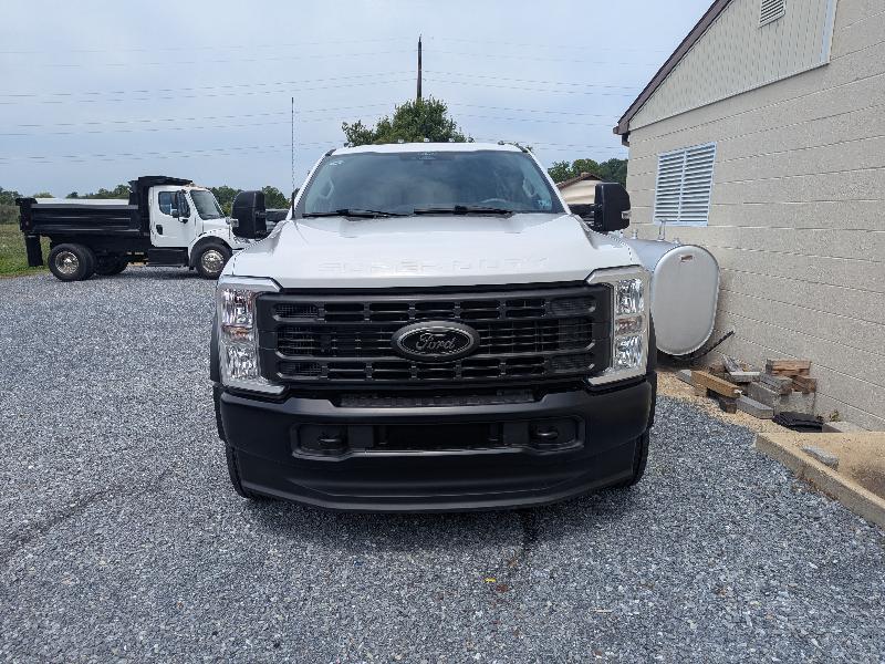 Ford F-550 Crew Cab DRW 4WD 2024