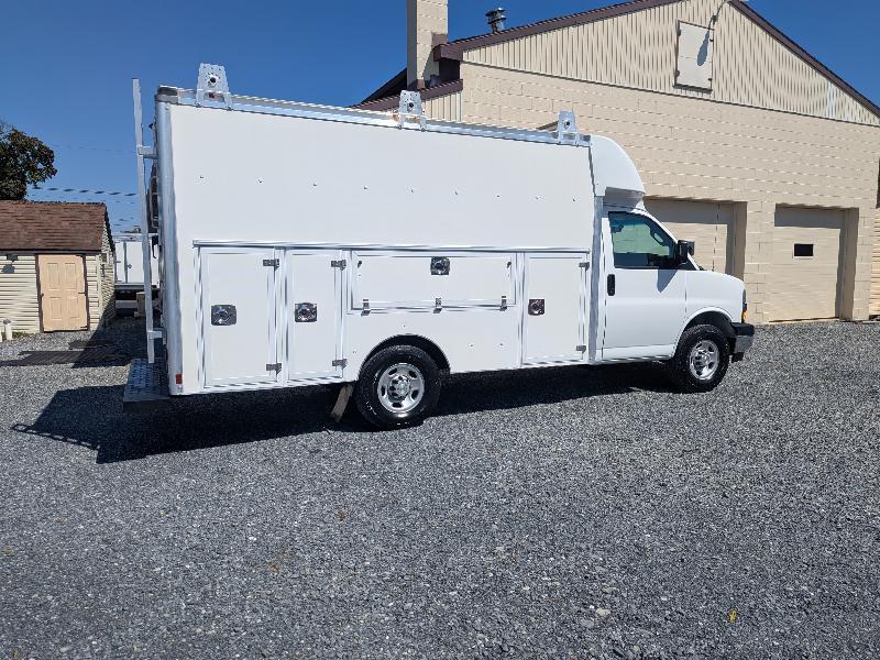 Chevrolet Express G3500 139" 2021