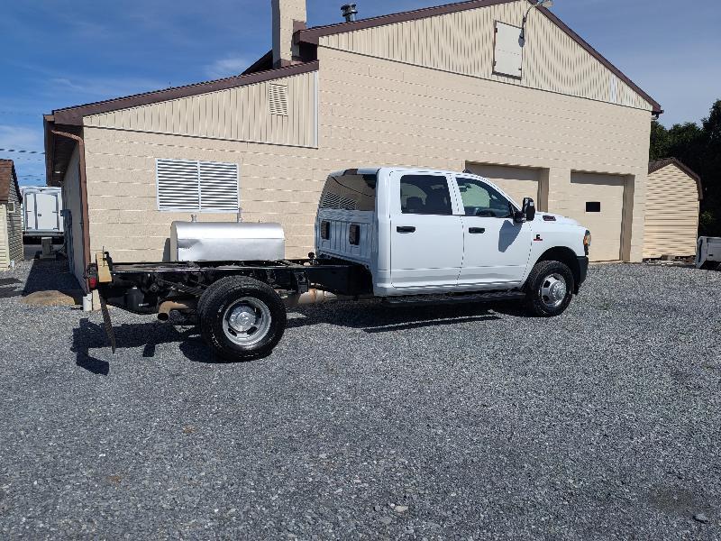 RAM 3500 Crew Cab 4WD DRW 2024