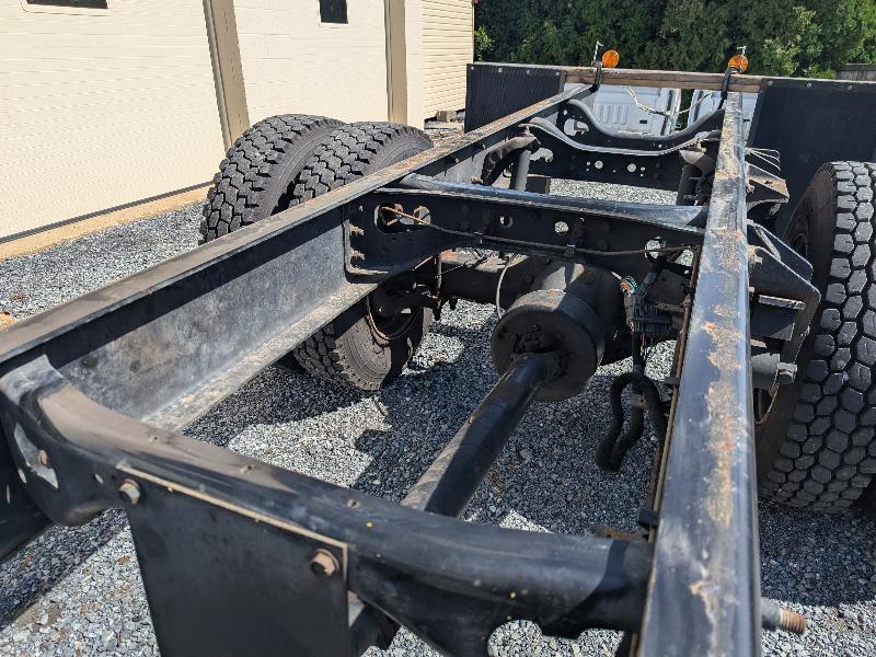 Ford F-750 Regular Cab 2WD DRW 2006