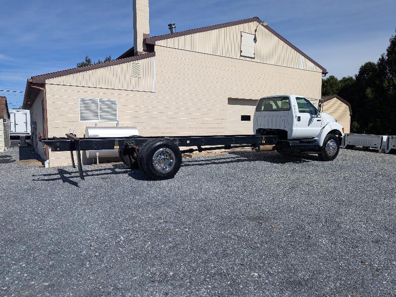 Ford F-750 Regular Cab 2WD DRW 2006
