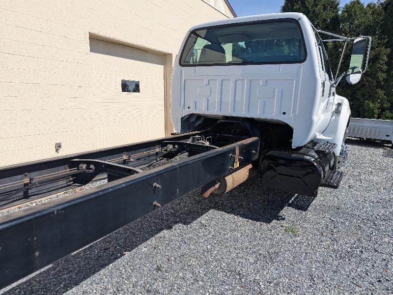 Ford F-750 Regular Cab 2WD DRW 2006