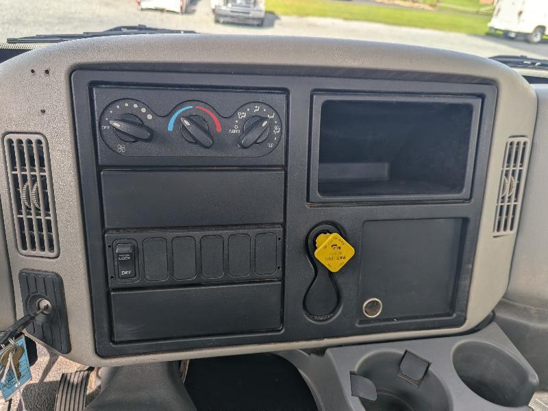 International 4300  2019