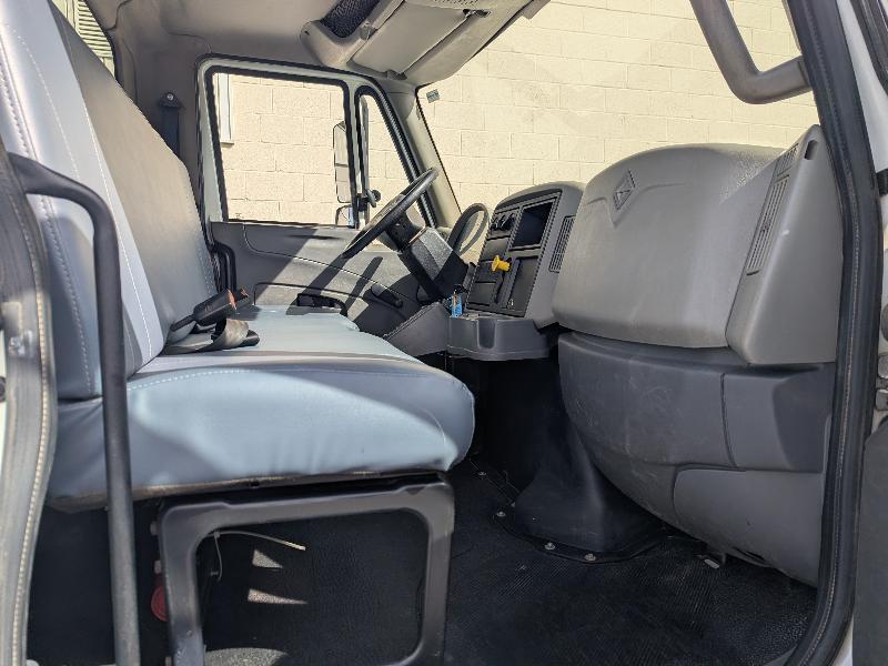 International 4300  2019