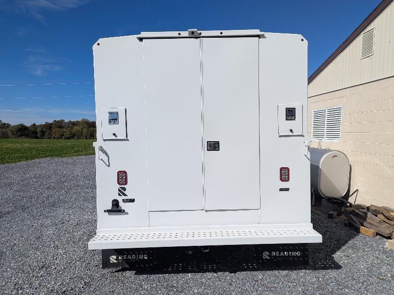 Ford E-Series Cutaway E-350 DRW 138" WB 2024