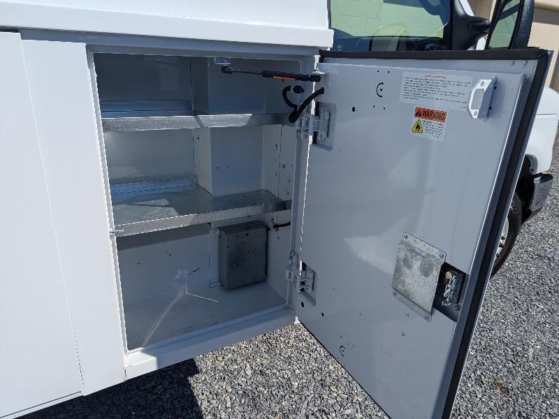 Ford E-Series Cutaway E-350 DRW 138" WB 2024