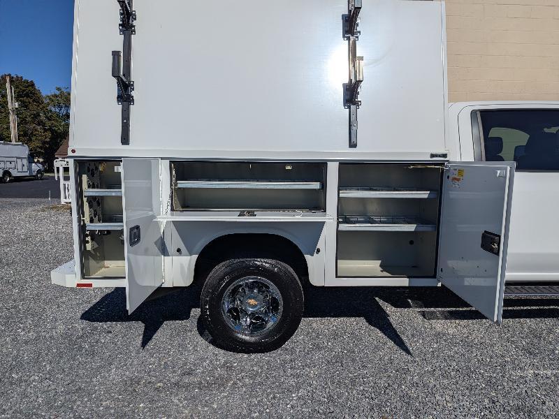Chevrolet Silverado 3500HD LT Crew Cab 4WD 2024