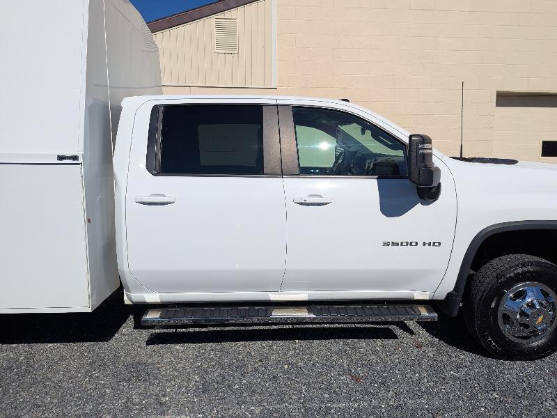 Chevrolet Silverado 3500HD LT Crew Cab 4WD 2024